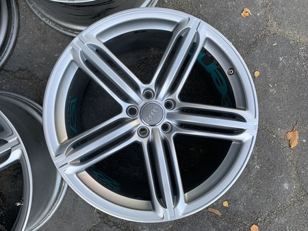 Oryginał Felgi 20cali ET36 4F0 Audi RS6, S6