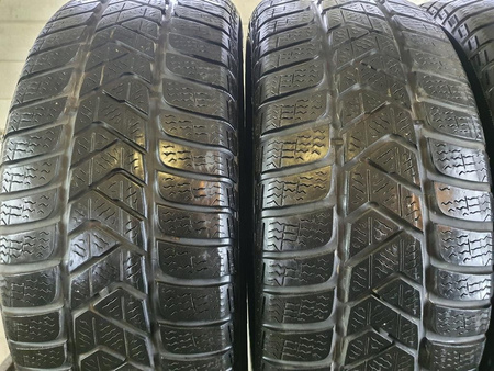 215/60R16 Pirelli Sottozero 3 Winter XL komplet opon zima 4,4mm nr6497