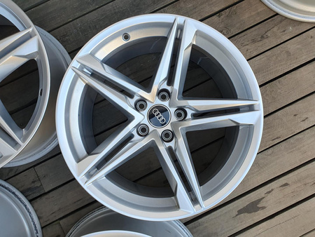 Oryginał felgi 18cali 8W0 Audi Speedline A5 S5 A4 A6 ET39 5x112