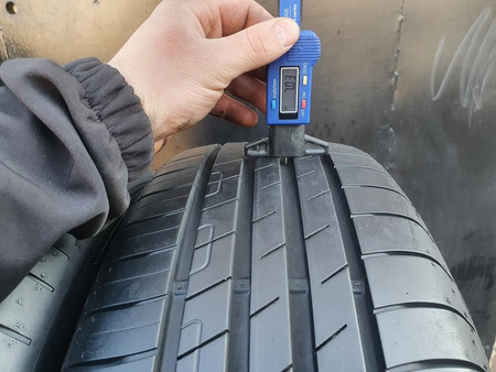 205/60R16 Goodyear Efficient Grip RSC para opon lato 7,0mm nr6574