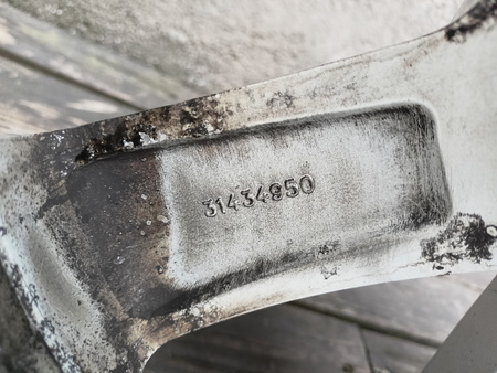 Oryginał felgi 17cali Volvo S90 C30 S80 V90 ET42