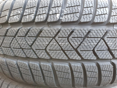 Koła 215/50R18 2GJ Seat Ateca 5x112 Pirelli zima nowe