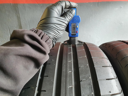 205/40R17 Goodyear Eagle F1 Asymetric 5 para opon lato 7,6mm nr7980