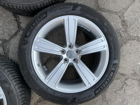 Oryginał koła zima 235/50R19 Audi 4N0 S8 A8 D5 Michelin zima 7,5mm
