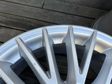 Oryginał felgi 18cali Audi 8S0 TT A3 A4 B7 A6 C6 5x112