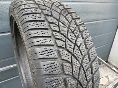 225/45R18 Dunlop SP Winter Sport 3D XL opona pojedynka zima 7,8mm P895
