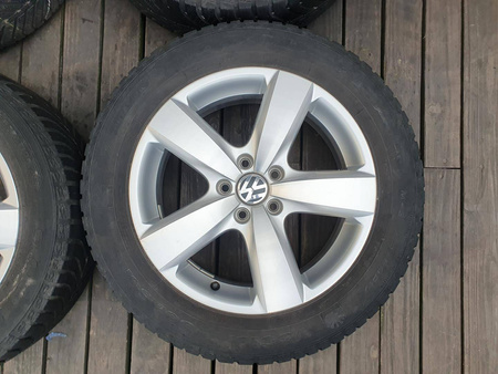 Oryginał koła 215/60R17 Vw 5N0 Tiguan Audi Q3 Goodyear całoroczne 5,3