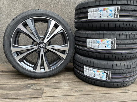 Nowe koła 225/40R18 Toyota Auris Corolla 5x114,3 et35 Dunlop lato