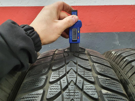 215/65R16 Dunlop Sp Winter Sport 4D komplet opon zima 5,0mm nr6920