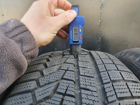 225/50R17 Hankook Winter I-Cept Evo2 RSC komplet zima 8,1mm nr7580