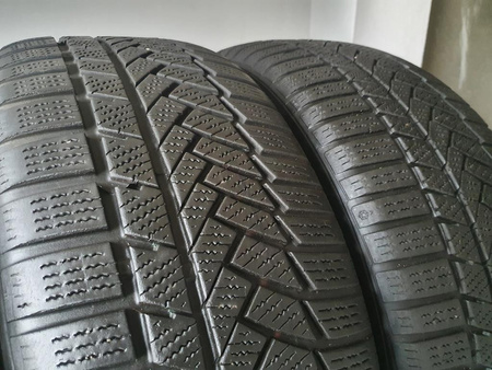 225/55R17 Continental WinterContact komplet opon zima 7,4mm nr7574