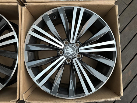 Felgi aluminiowe 18cali 5NN Skoda Octavia Superb Karoq Kodiaq