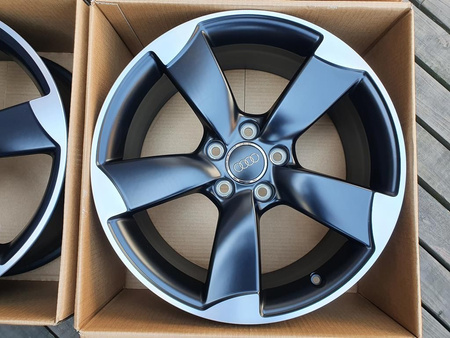 Oryginał felga 18cali 8V0601025BT Audi Rotor A3 S3 S4 5x112