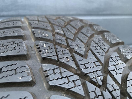 205/55R16 Dunlop Sp Winter Sport 4D komplet opon zima 7,5mm