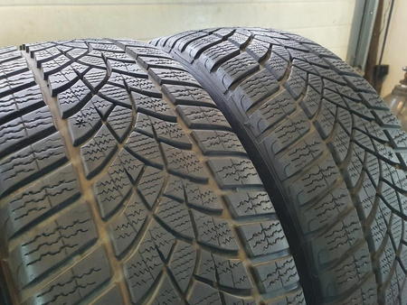 205/45R18 Goodyear Ultra Grip Performance XL komplet zima 8,0mm 8318