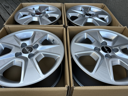 Felgi aluminiowe 15cali Kia Rio Stonic 4x100 ET40