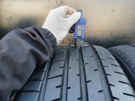 225/55R19 Toyo Proxes R46A komplet opon lato 7,5mm nr9228