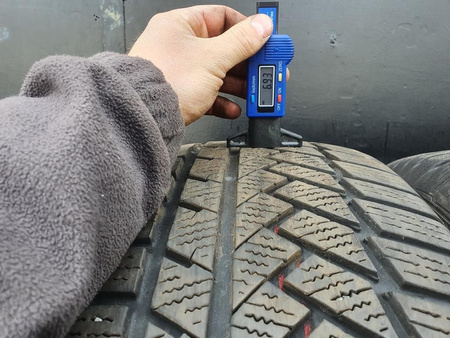 255/60R18 Continental WinterContact XL komplet opon zima 7,2mm 8391