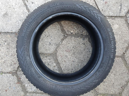 235/50R18 Nokian Weatherproof SUV XL para opon całoroczne 7,7mm nr8487