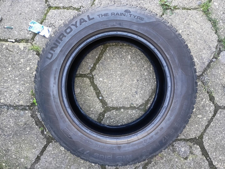 225/65R17 Uniroyal MS Plus 77 para opon zima 5,6mm nr7225