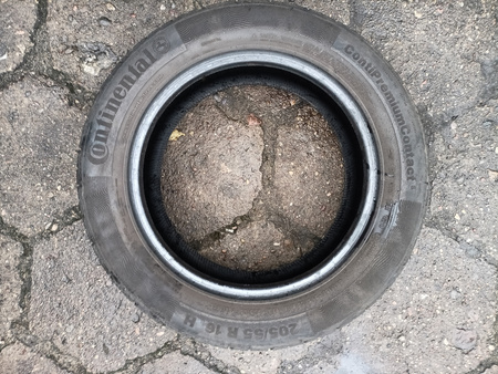 205/55R16 Continental ContiPremiumContact 5 opona lato 7,6mm P6082
