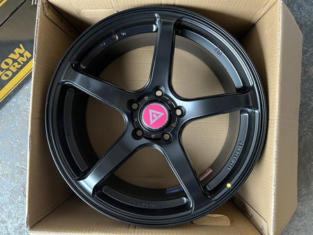 Felgi 18cali BMW 1 E82 3 E90 F30 4 F32 F10 F11 X1 E84 X3 F25