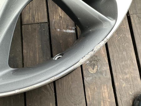 Oryginał felgi 17cali Volvo V50 S40 C30 S60 V40 V60 V70 5x108