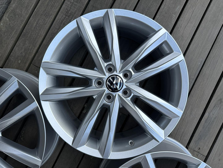 Oryginał felgi 17cali 2G0 Vw Polo Bora Lavida Vento Golf 5x100