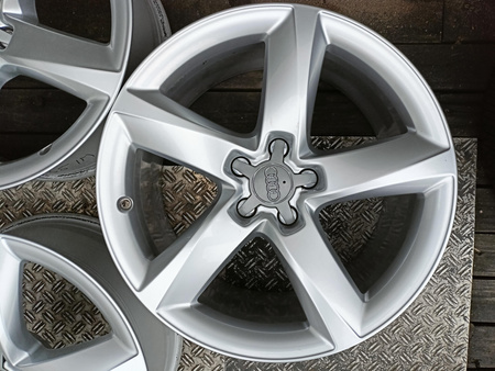 Oryginał felgi Audi 19cali 4H0 A8 S8 A4 A5 A5 A7