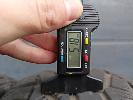 215/55R17 Kormoran Snow XL para opon zima 5,1mm nr7276