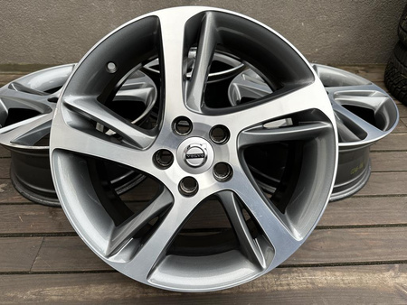 Oryginał felgi 17cali Volvo V50 S40 C30 S60 V40 V60 V70 5x108
