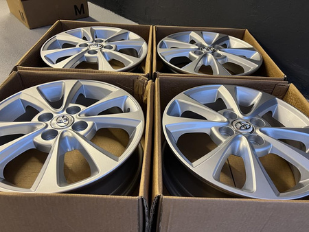 Oryginalne felgi 15cali Toyota Aygo Yaris Prius Corolla Pass