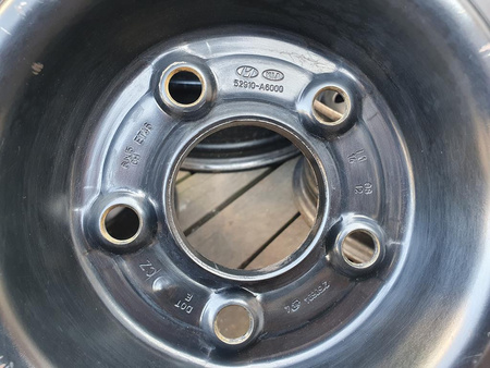 Oryginał felgi stalowe 15cali Hyundai i30 ix20 Kia Ceed 5x114,3
