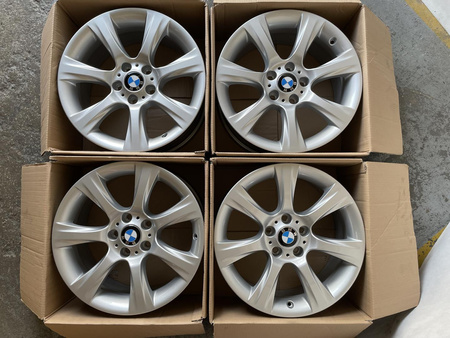 Oryginalne Felgi 18cali BMW F10 F11 F12 F30 F32 F06 M2 M4 X1 X3 X4