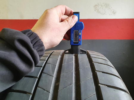 225/55R18 Bridgestone Turanza T005 XL para opon lato 5,9mm nr8698