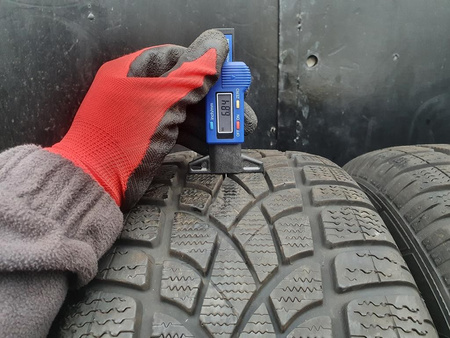 225/60R17 Dunlop Sp Winter Sport 3D RSC komplet opon zima 7,1mm 7506