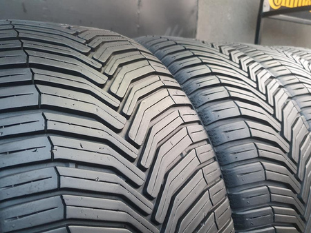 225/40R18 Michelin CrossClimate XL komplet opon całoroczne 5,6mm 8380