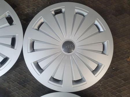 Oryginalne kołpaki 8W0601147 16cali Audi A3 A4 A5 A6