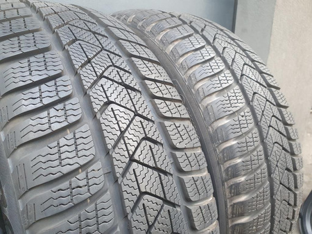 225/50R18 Pirelli Sottozero 3 RSC komplet opon zima 7,6mm nr8372