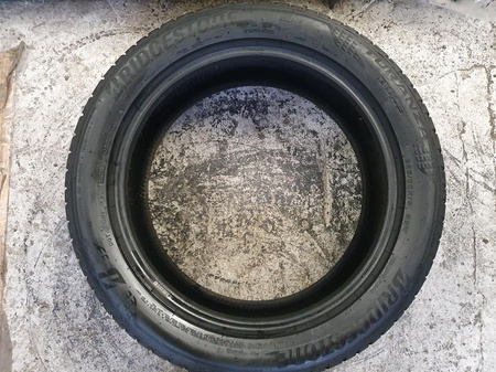 235/50R19 Bridgestone Turanza T005 para opon lato 6,6mm nr9379