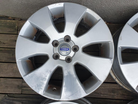 Oryginał felgi 17cali Volvo C30 S40 S60 S80 V40 5x108
