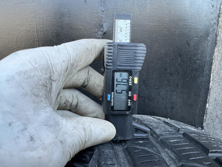 235/55R18 Pirelli Sottozero 2 komplet opon zima 6,5mm nr8808