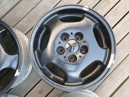 Felgi 15cali Mercedes 190 C-Class CLK E-Class W124 SLK 5x112