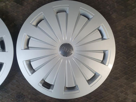 Oryginalne kołpaki 8W0601147 16cali Audi A3 A4 A5 A6