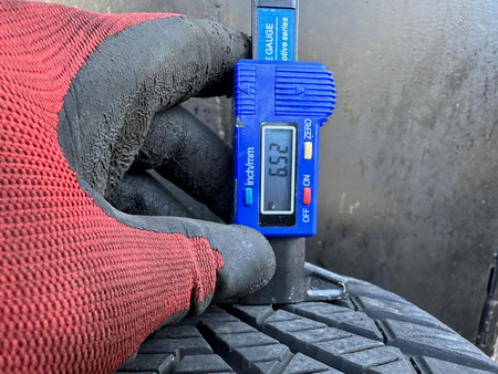 225/45R17 Kumho Solus 4S HA32 komplet opon całoroczne 7,2mm nr7115