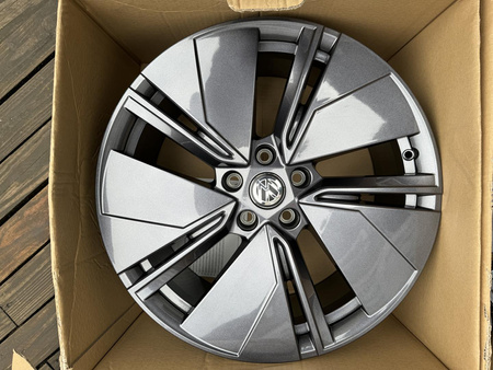 Felgi aluminiowe 5LA 19cali VW Golf Jetta Passat Phateon T-Roc