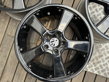 Felgi 17cali Vw Scirocco Passat Golf Sharan Multivan 5x112