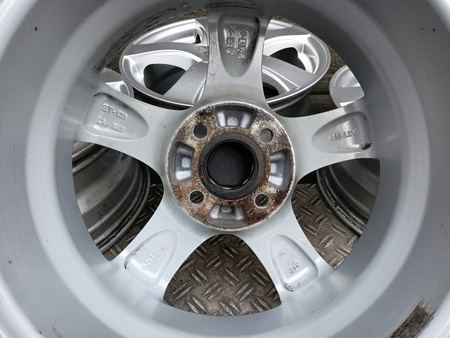 Felgi 15cali Kia Rio Stonic Pride Hyundai i25 Getz Mazda Toyota