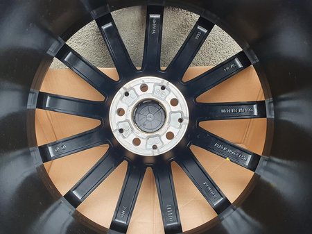 Oryginalna felga 22cale Mercedes GLS GLE AMG A1674017600