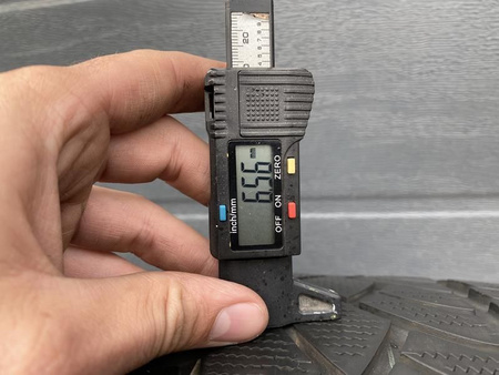 295/30R19 Dunlop Sp Winter Sport 3D XL para opon zima 6,5mm nr9016